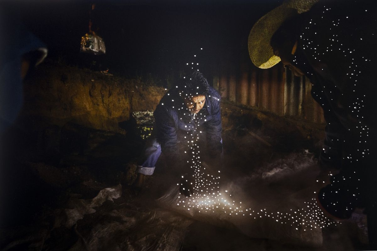 Luciérnaga (Firefly) | Yael Martínez | Prix Pictet