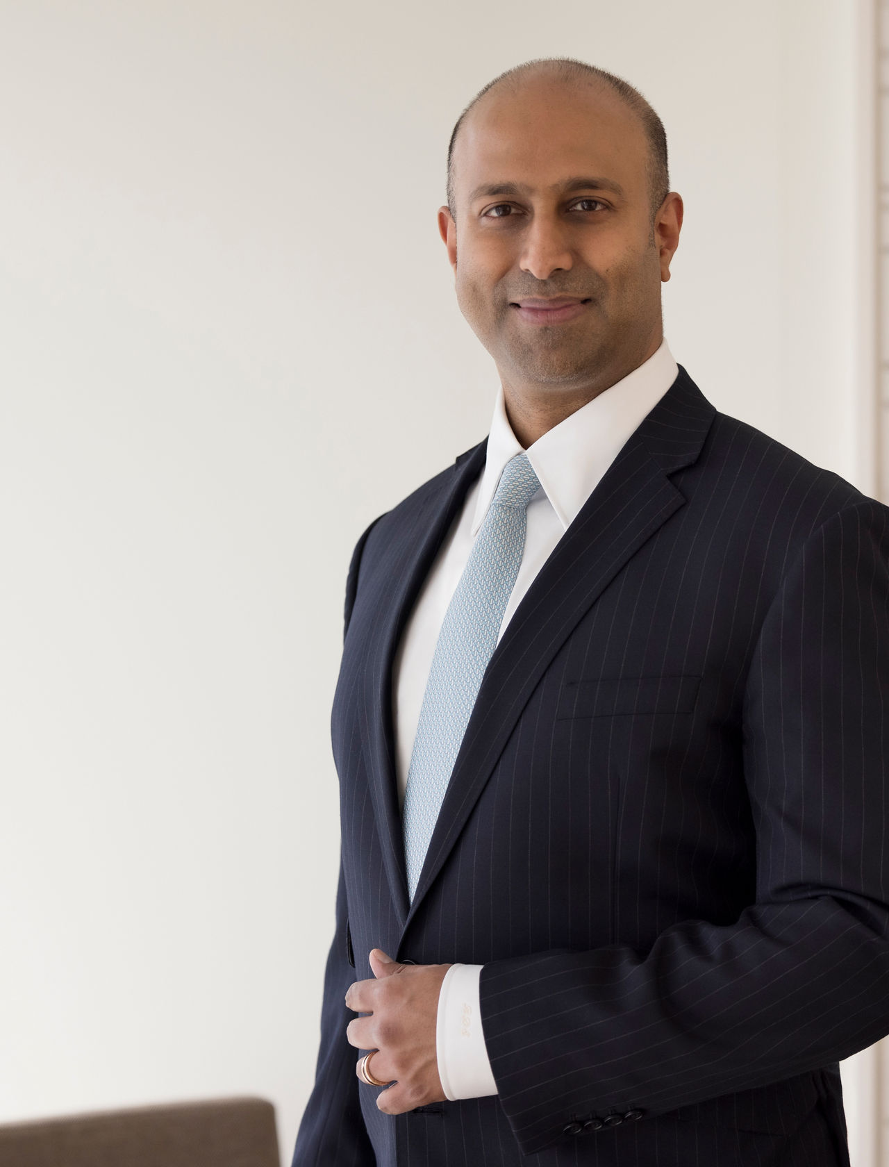 The Edge》杂志专访| 尚睿闻（Raymond Sagayam） | Pictet