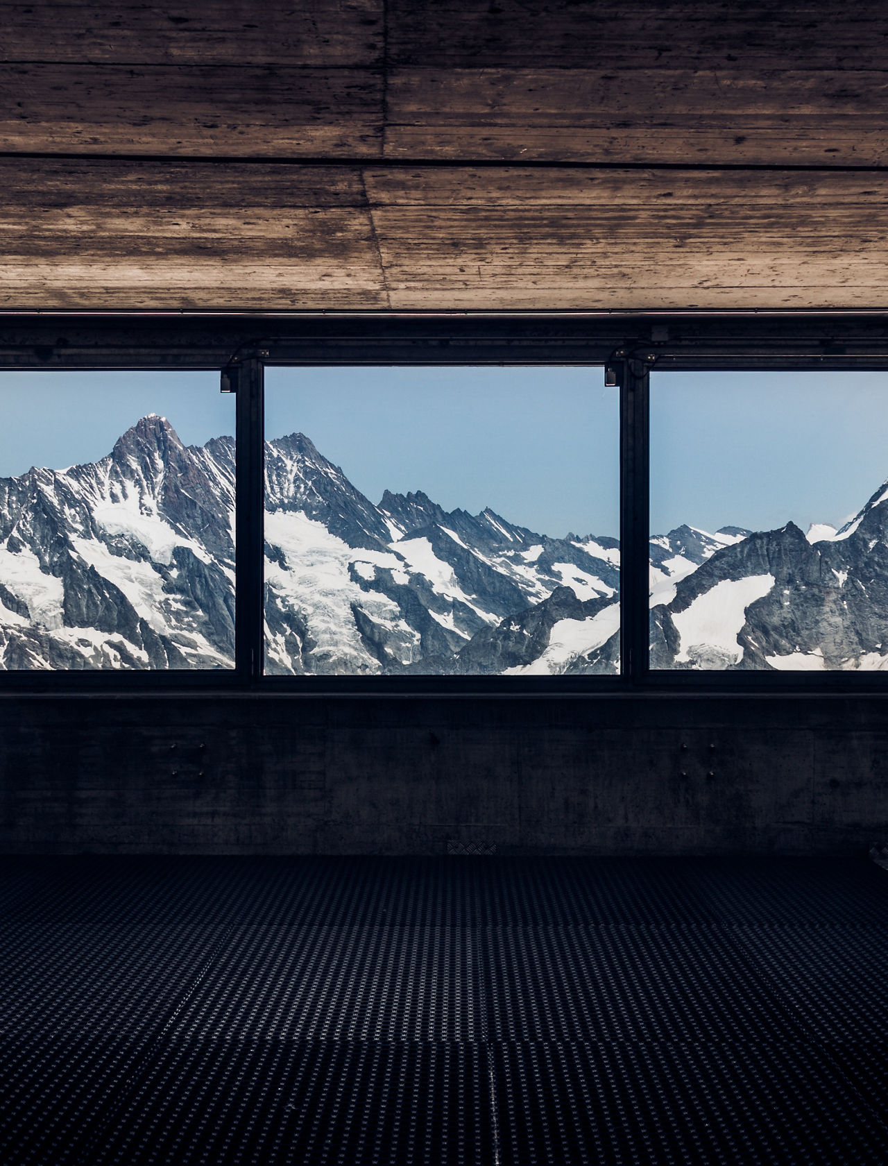 2025年展望—瑞士